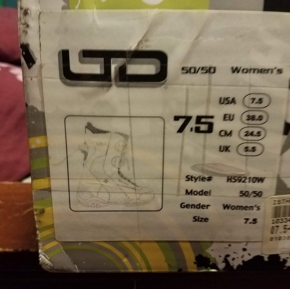 LTD snowboarding boots - Picture 3 of 3